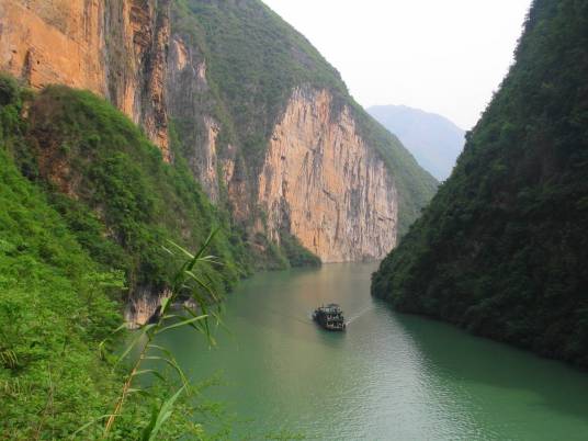 巴东三峡歌
