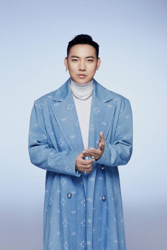 海伦（中国内地男歌手、词曲创作人、音乐人）