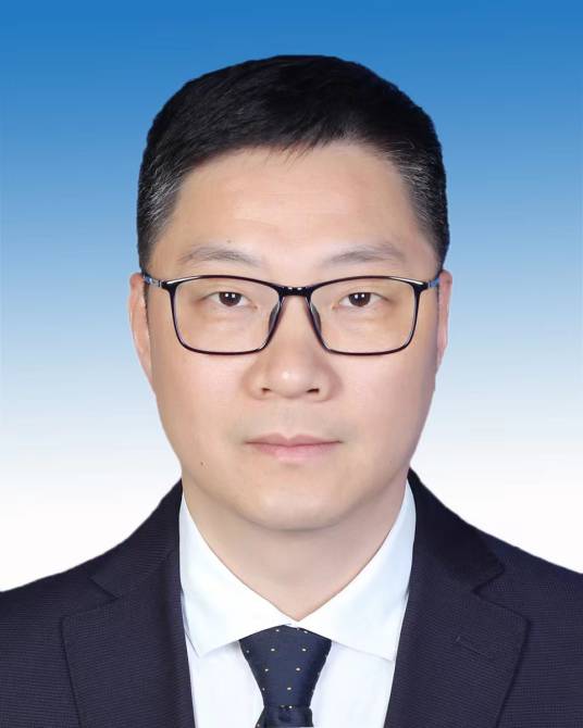 朱伟（浙江省长兴县委书记）