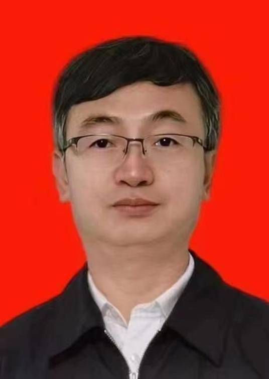 李明亮（山西省自然资源厅党组成员、副厅长）