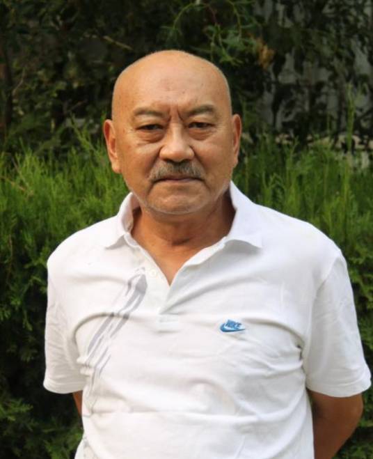 姜华（中国内地男演员，中央实验话剧院演员，国家一级演员）