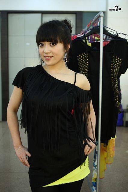 张笑菲（中国内地女演员、瑜伽教练）