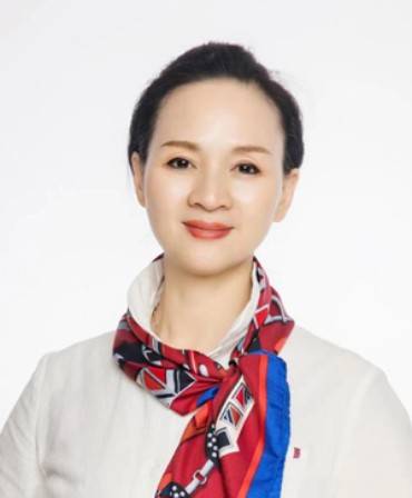 杨霞（湖南省文联兼职副主席，湖南省舞蹈家协会主席）