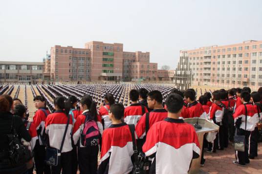 大连开发区八中