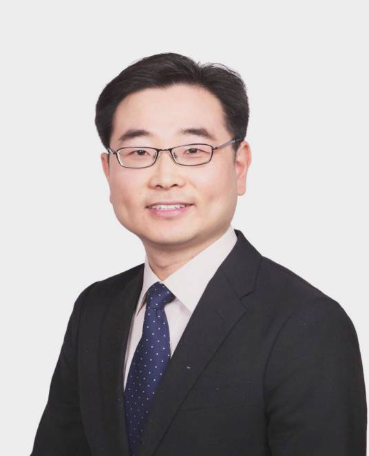 钟真（中国人民大学教师）