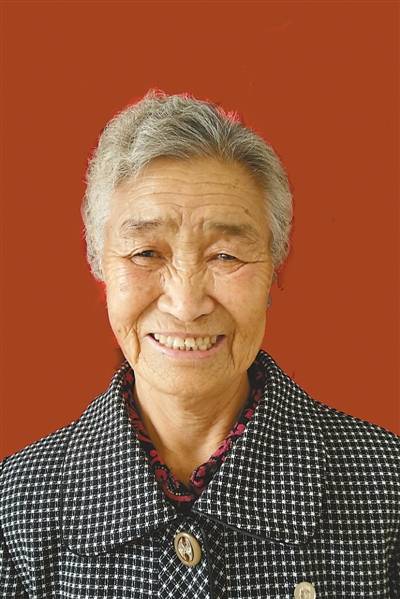 金英淑（吉林省梅河口市光明街道前途社区居民）