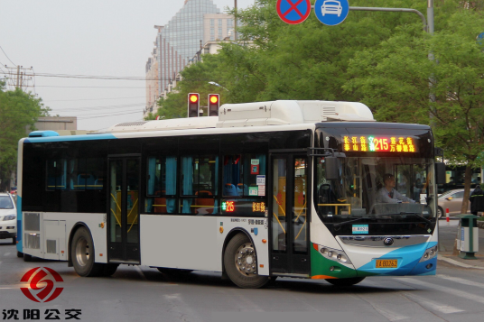 沈阳公交215路