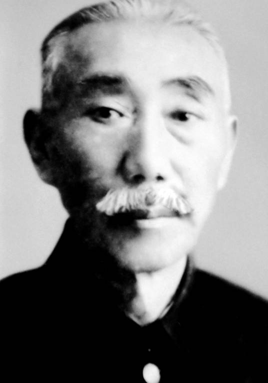 常恒芳
