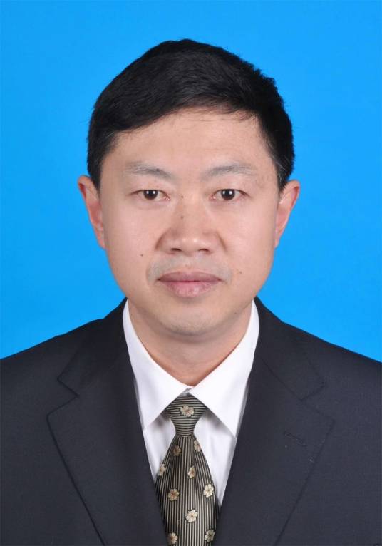 张登平（贵州省安顺市生态环境局原局长）