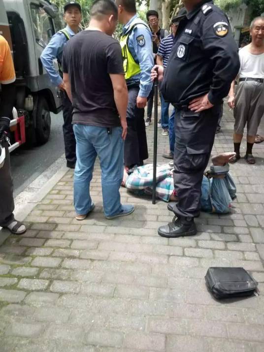5·8上海持刀伤人事件