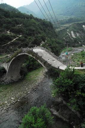 三元桥（四川茂县三元桥）