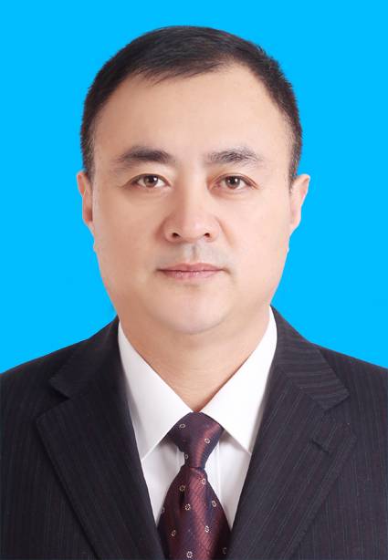 王铁（内蒙古自治区赤峰市农牧局党组成员、副局长）
