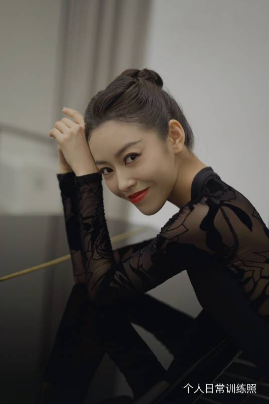 周楠（上海戏剧学院青年舞团独舞演员）