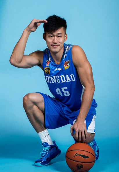 唐海（中国男子篮球运动员）
