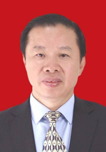 李忠盛（江苏省扬州市人大常委会副主任、党组副书记）