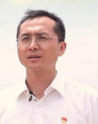 郝鹏（山河智能装备股份有限公司挖掘机研究院院长）