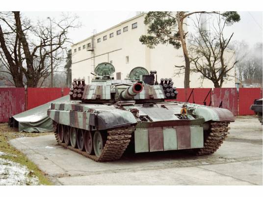 PT-91主战坦克