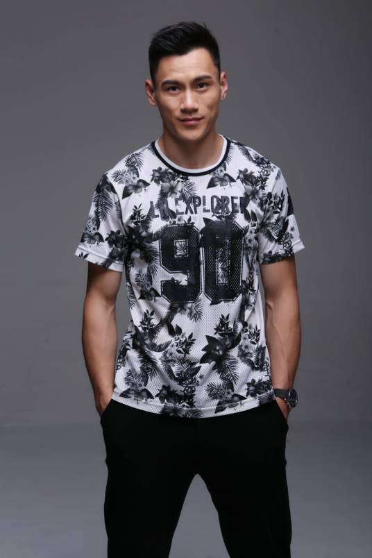 姚捷（中国男子撑竿跳高运动员）