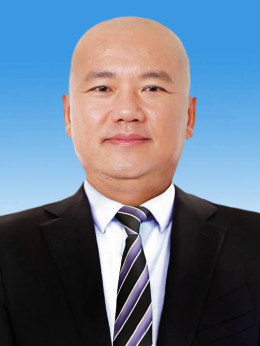 陈明金（第十四届全国政协委员、提案委员会委员，中华见义勇为基金会副理事长，澳门城市大学校监、校董会主席）