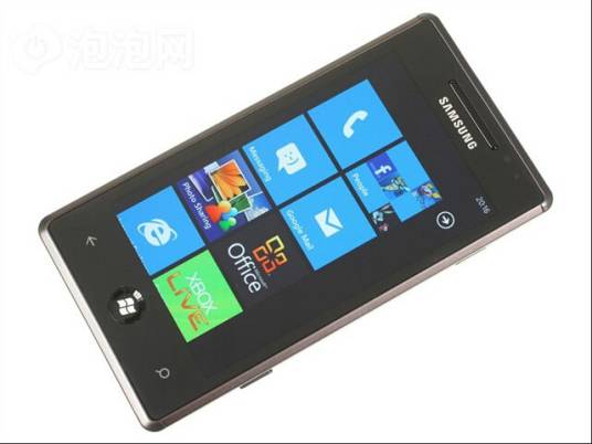 三星 I8700(Omnia 7)