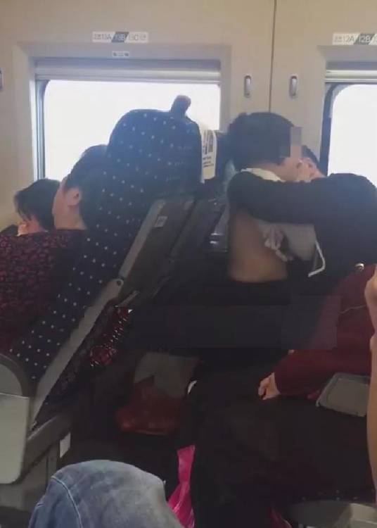 10·27高铁猥亵事件