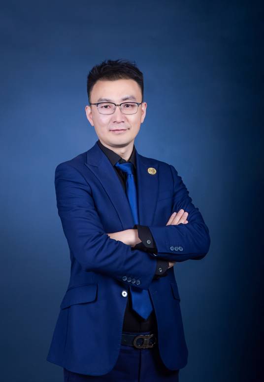 董冬冬（律师）