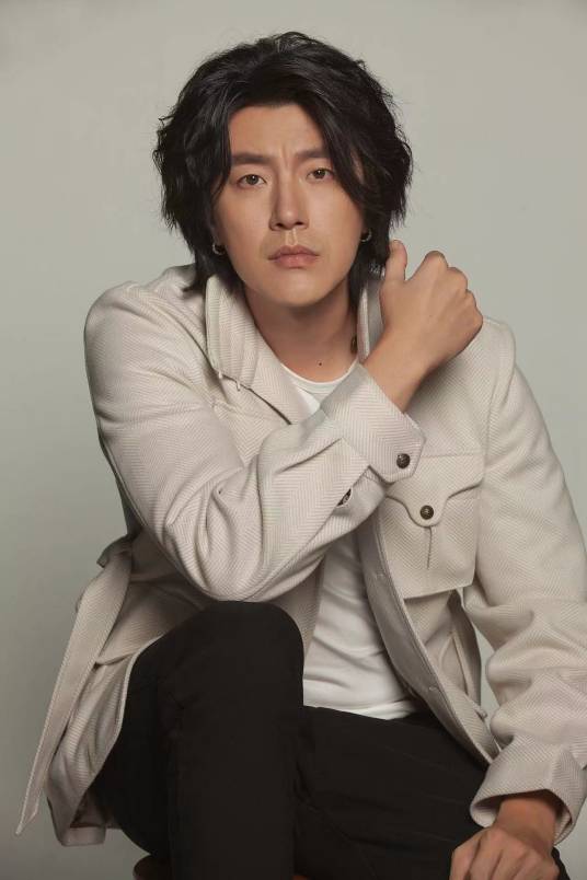 李峻贤