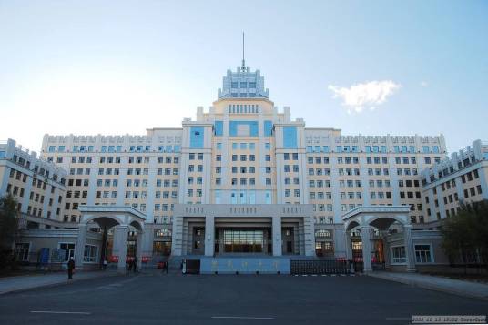 黑龙江大学中法学院