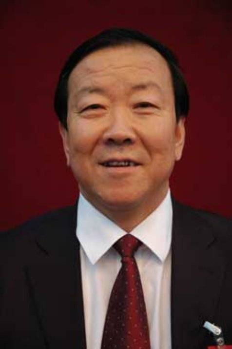 李鹤（内蒙古自治区旅游局原党组成员、巡视员）