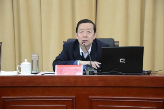 王毅（扬州大学城市管理研究中心主任、法学院教授）