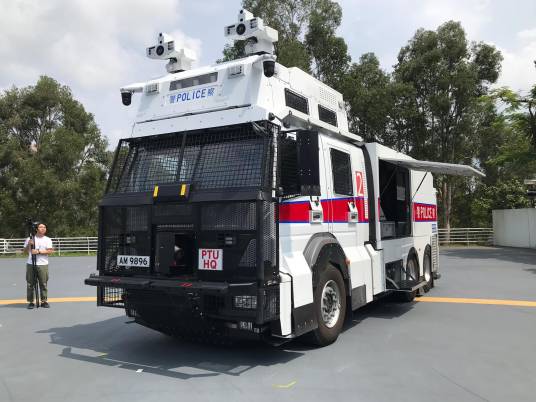 高压水炮车