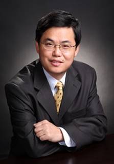 王亚平（北京大学光华管理学院副教授）