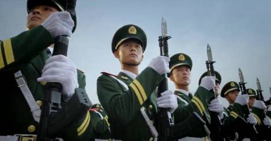中国武警2015年征兵宣传片