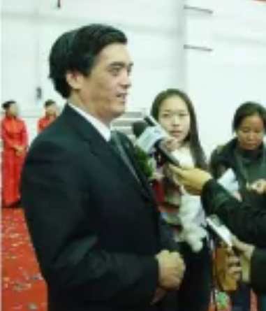王斌（哈飞集团原副总经理）