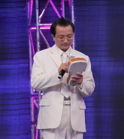 绿茵游鱼