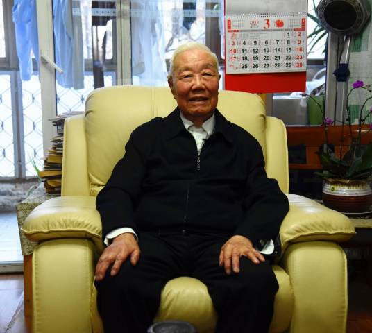 王学珍（北京大学党委原书记）