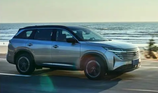 Pathfinder（日产中型跨界车）