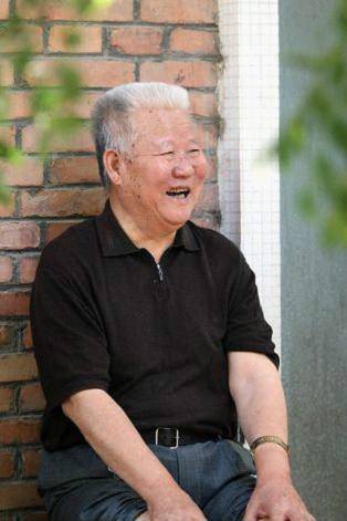 马有德（宁夏回族自治区人大常委会原副主任）