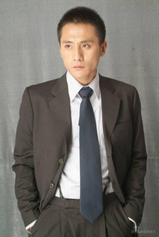 周传雄（电视剧《男儿本色》中的角色）