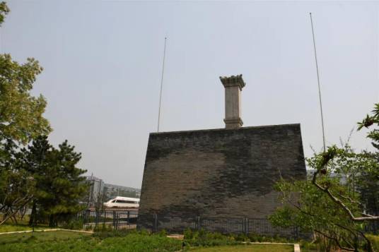 蓟城纪念柱