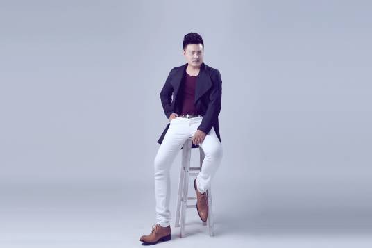 秦浩（中国内地男歌手）