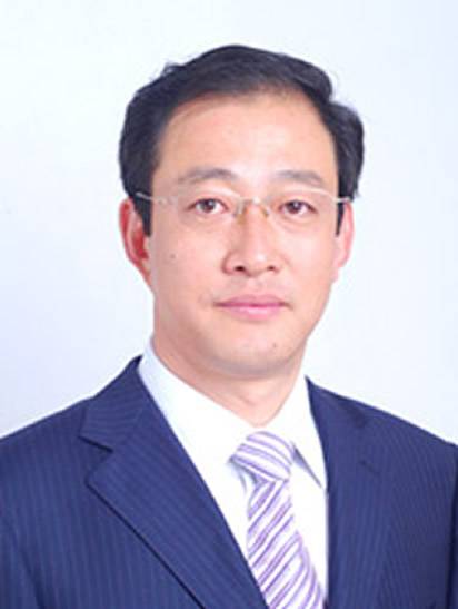 吕建（江苏省海安高级中学原校长）