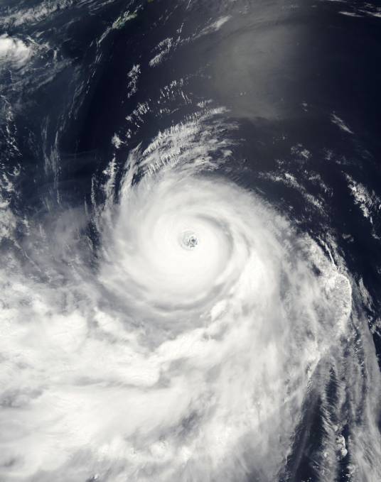 台风夏浪（2002年第7号台风）