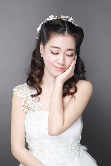杨凯凯（台湾女性配音员）