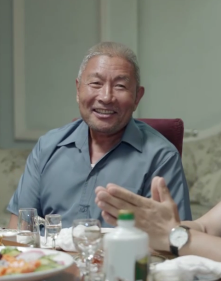 杨百万（家庭伦理剧《我和我的三个姐姐》中的角色）