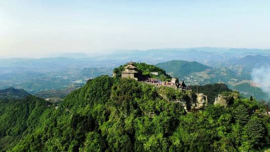 香炉山（四川宣汉县香炉山）