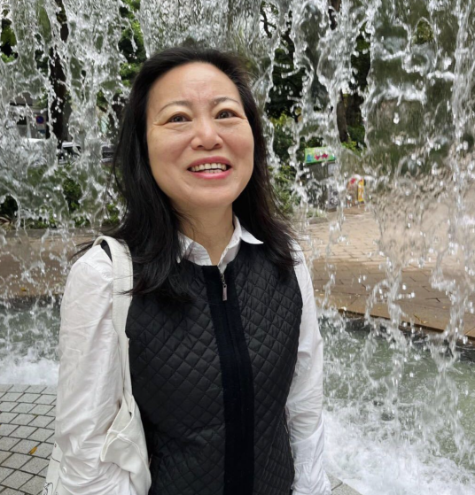 简丹（陶瓷艺术家，江西省高级工艺美术师）