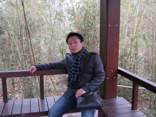 范雷（曲阜师范大学美术与书法学院研究生导师）