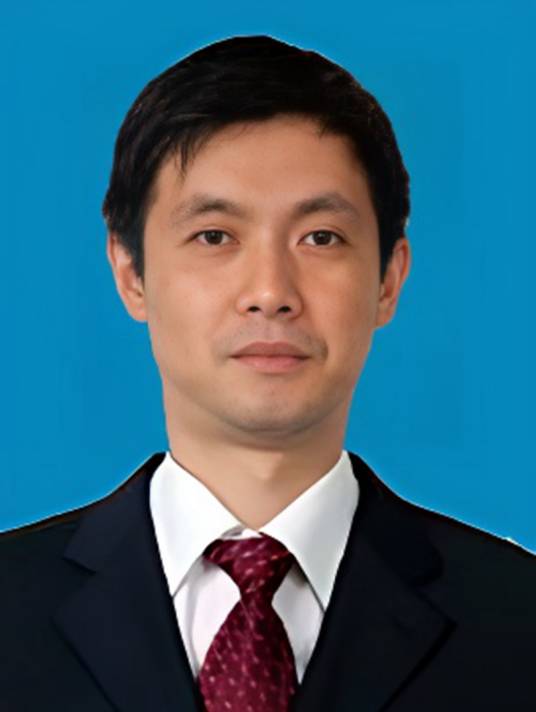 曾伟（重庆市江北区委常委、常务副区长）