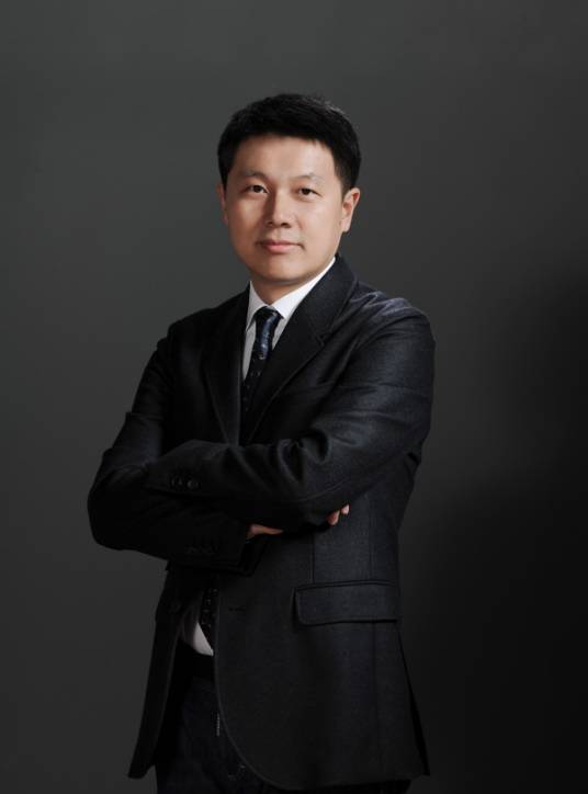 廉洁（春华资本集团原合伙人）